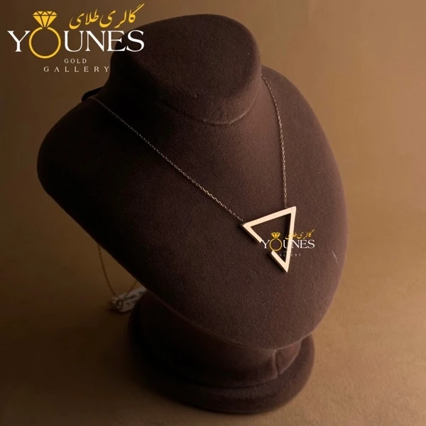 گردنبند مثلث مینیمال طلا